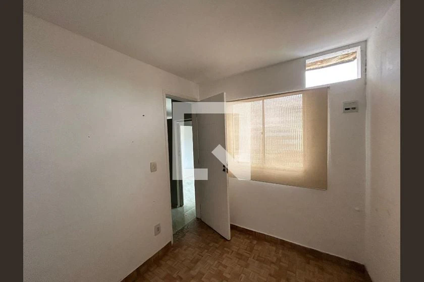 Casa para alugar sem mobília com 4 quartos e 1 banheiro — photo 17