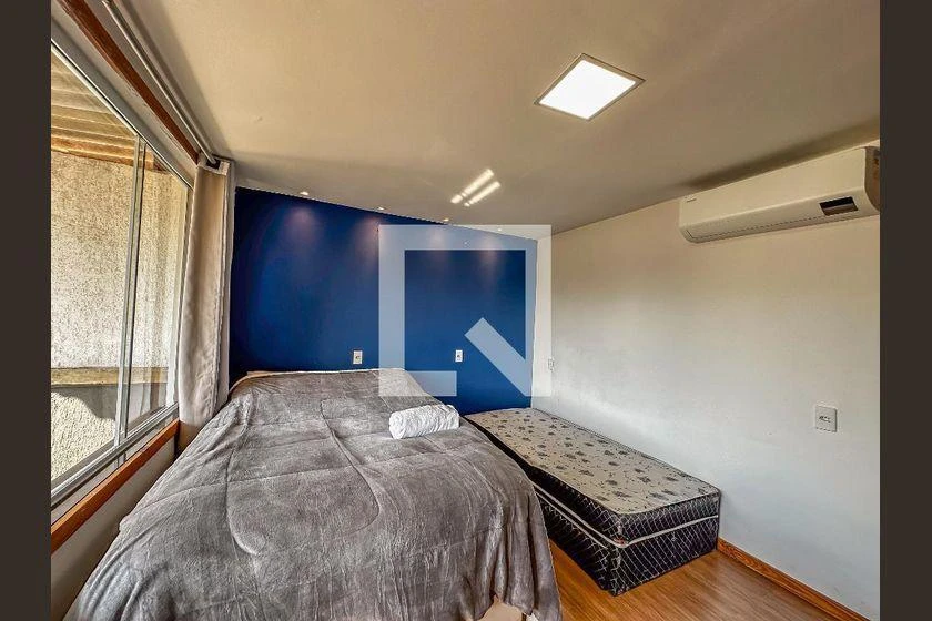 Casa mobiliada, 90 m², com janelas do piso ao teto — photo 3