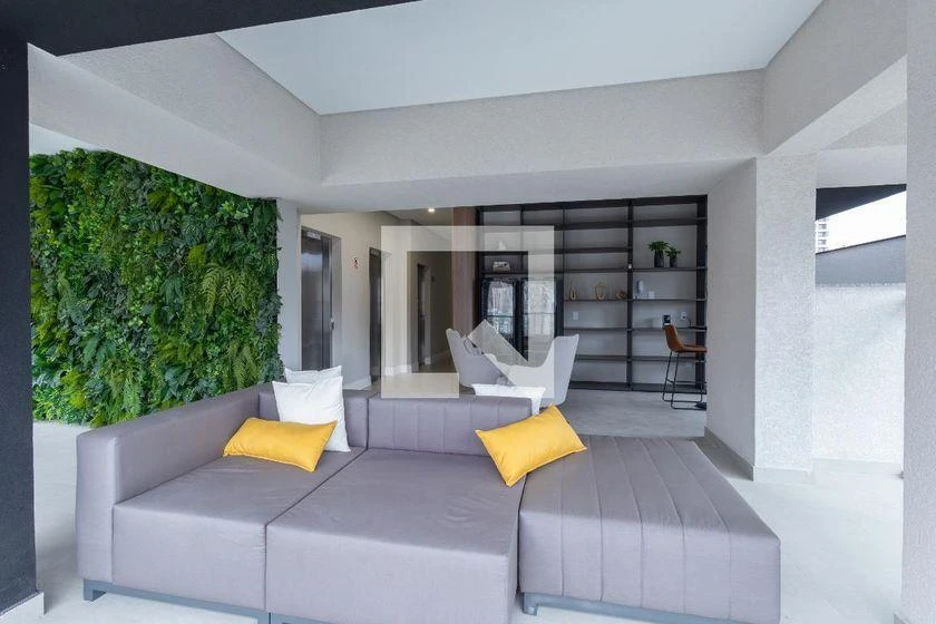 Furnished 1-bedroom apartment with 24 m² and floor-to-ceiling windows — photo 21