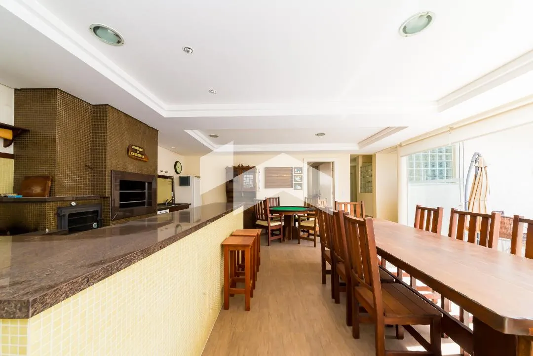 431 m² house with 4 en-suite bedrooms and 6 parking — photo 13