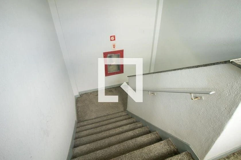2-bedroom apartment in a building with a pool — photo 5