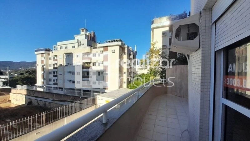2-bedroom apartment with a washing machine in Florianópolis — photo 14