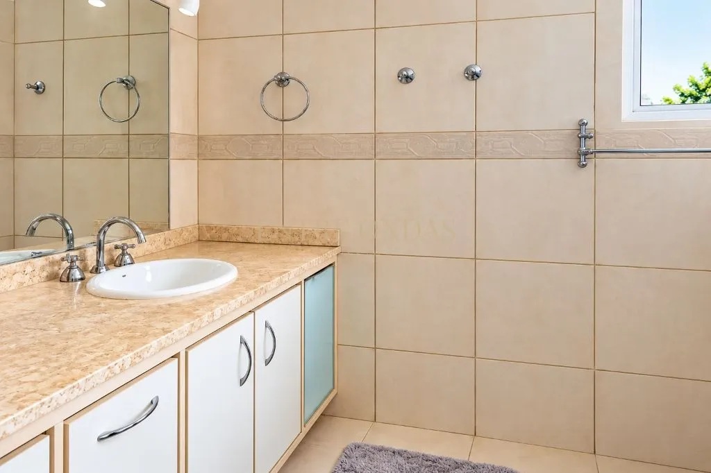 3 quartos e lareira: casa de 240 m² — photo 21