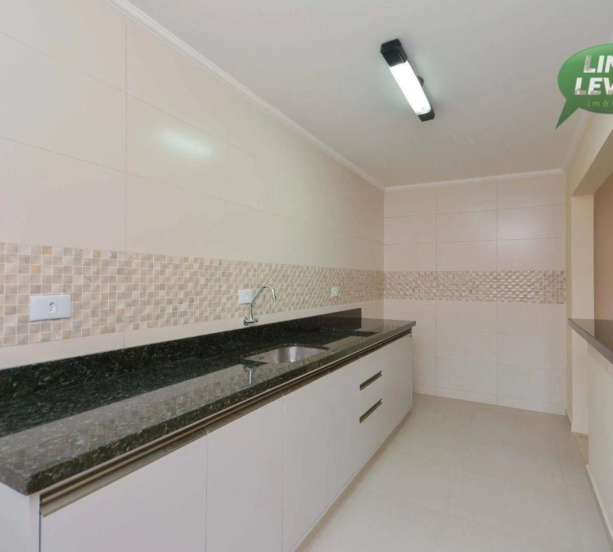 Apartamento de 3 quartos com máquina de lavar, Bacacheri — photo 11