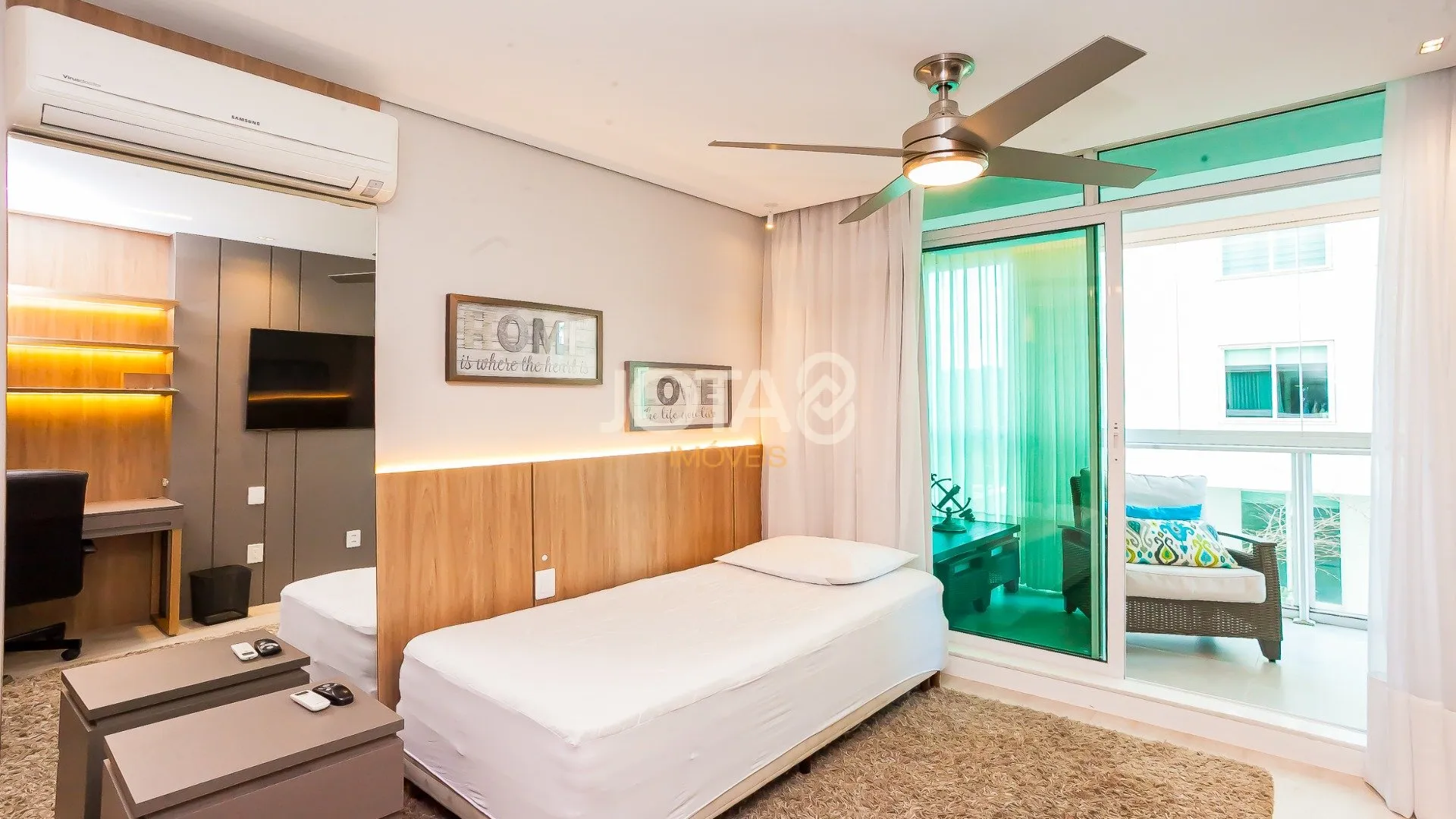 199 m² apartment with 2 bedrooms and a suite, 2 parking — photo 31