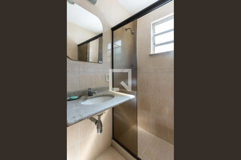 52 m² apartment with a mountain view and a home office — photo 2