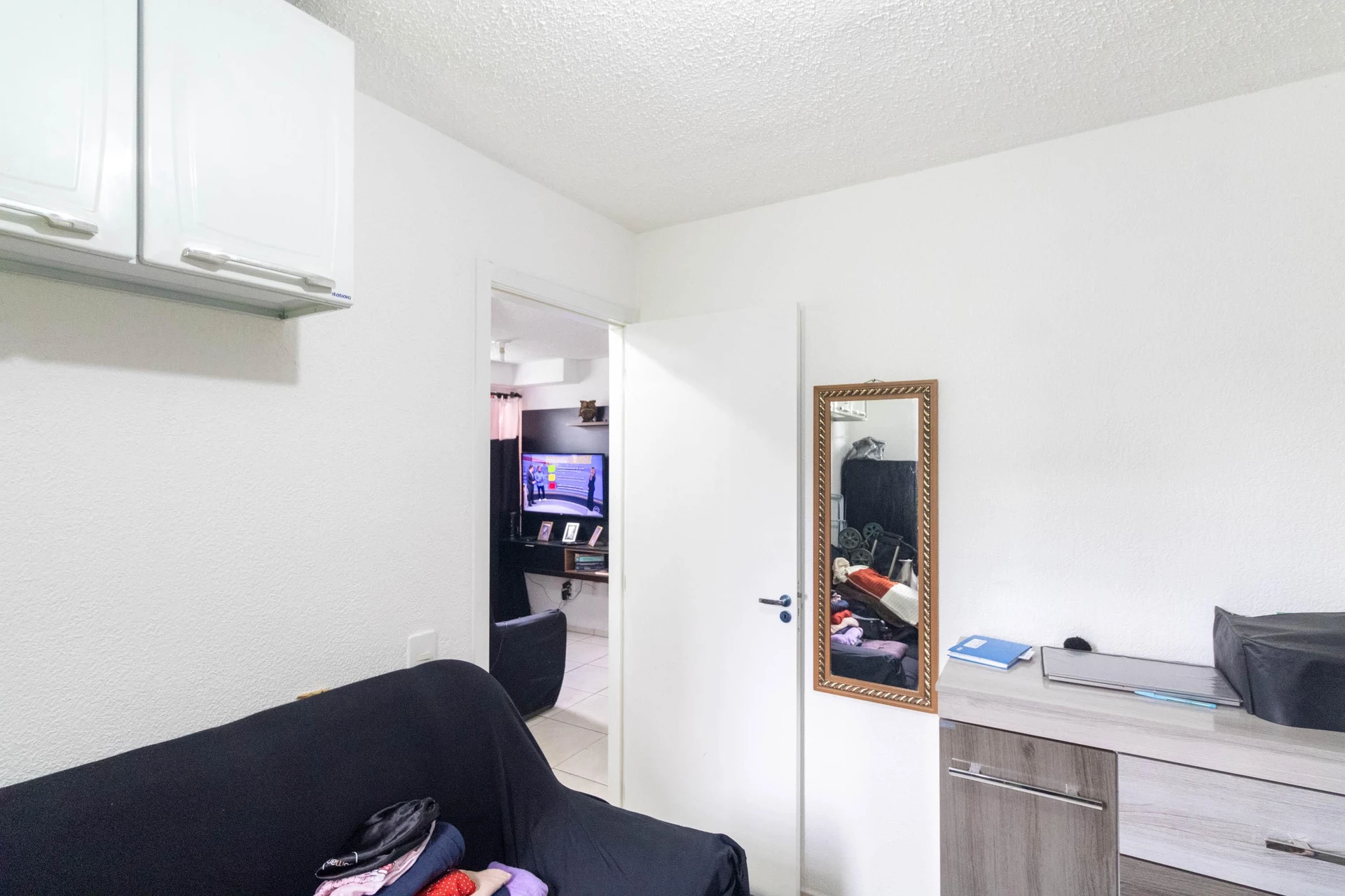 Apartamento mobiliado com 2 quartos e 1 banheiro — photo 37