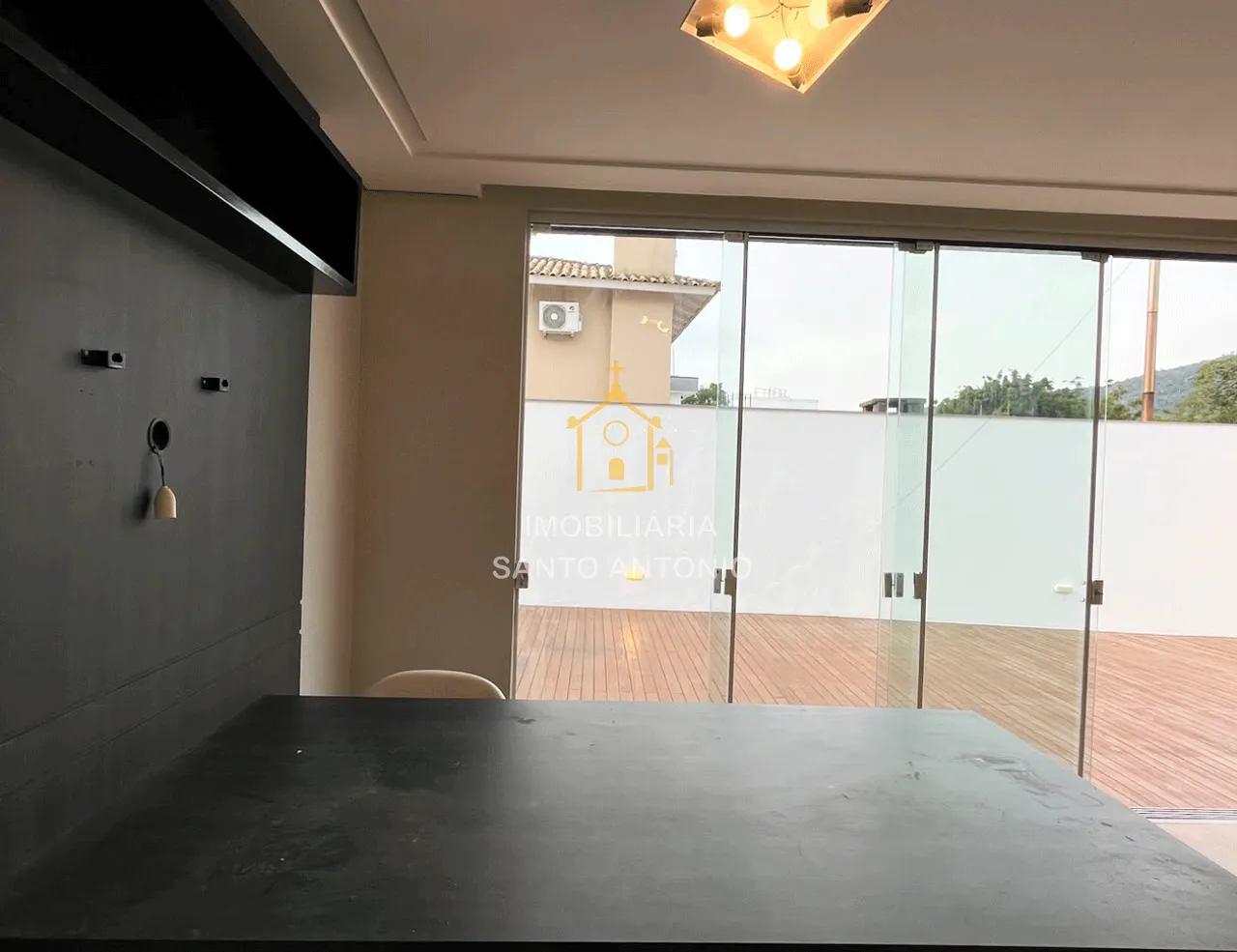 Casa de 360 m² no 2º andar com 2 vagas e cozinha integrada — photo 6