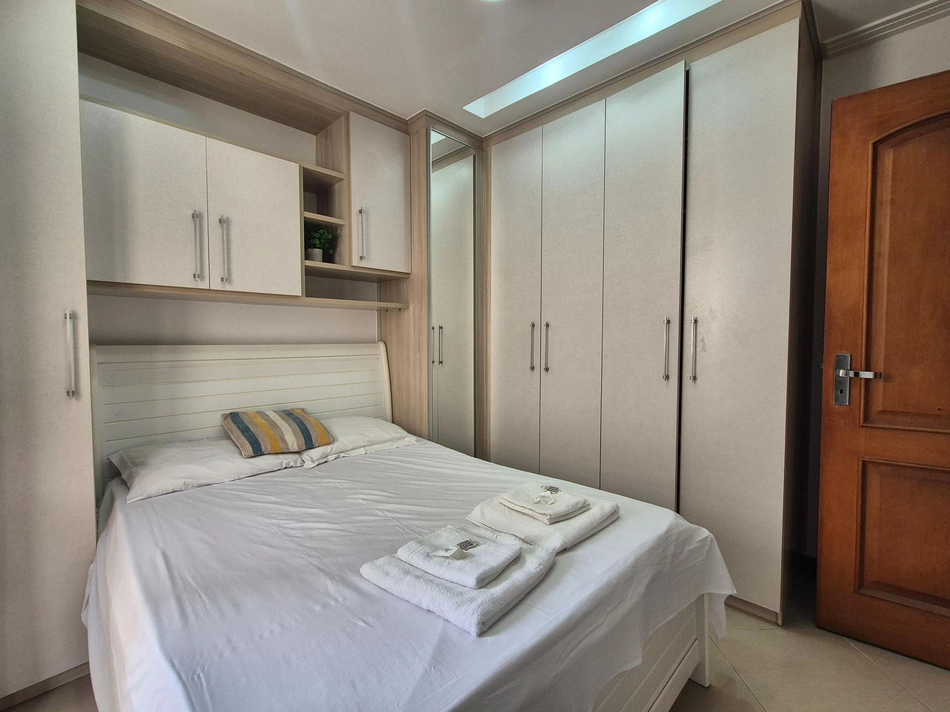 Furnished apartment, 180 m², with a dishwasher — photo 32