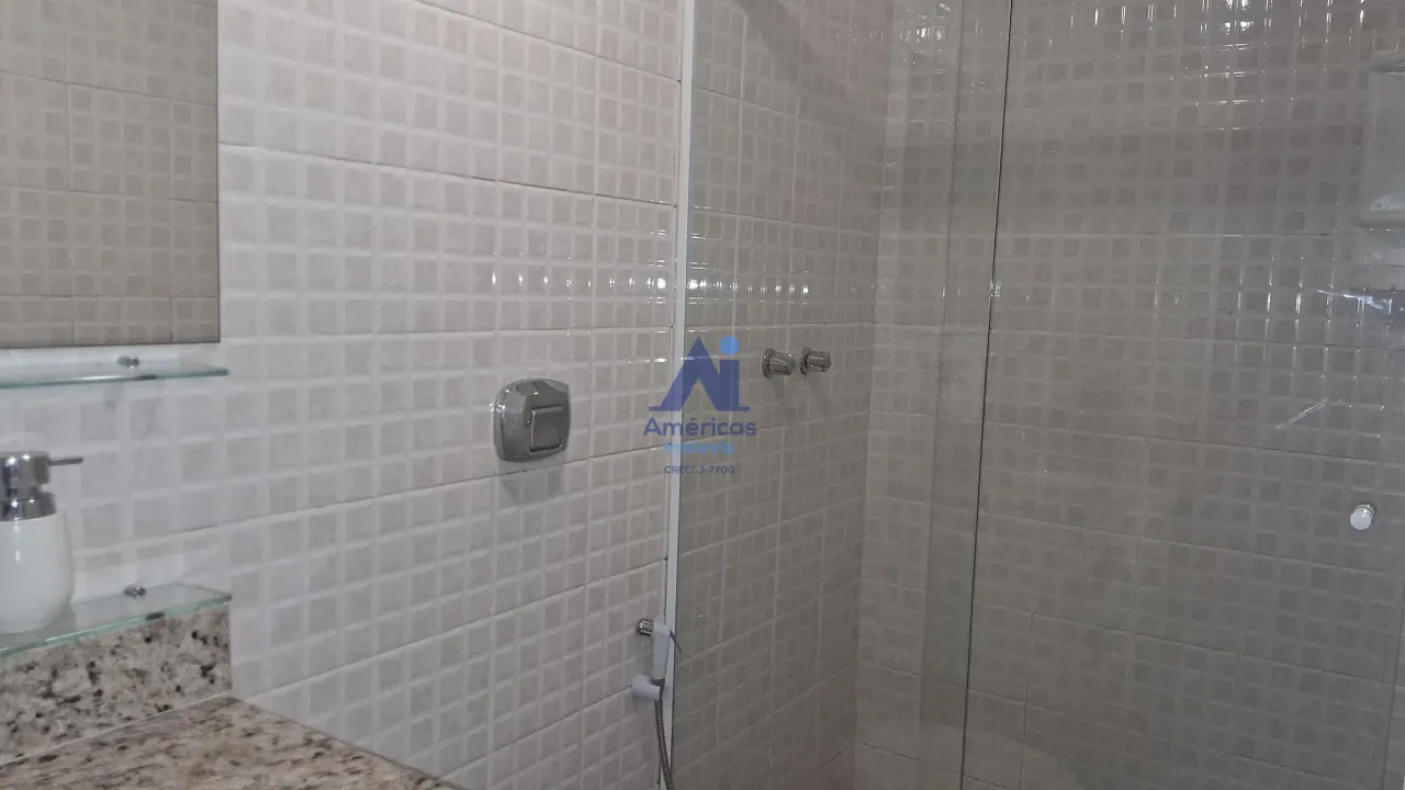 Apartment with 3 bedrooms, 3 bathrooms and a balcony — photo 17