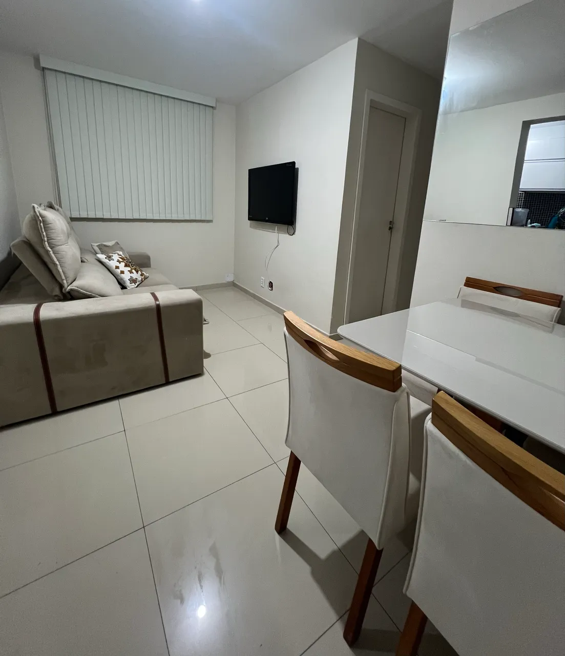 Furnished apartment with 2 bedrooms and 2 bathrooms
