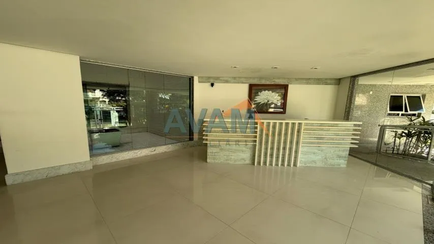 Glass-enclosed balcony in a 3-bedroom apartment, 80 m² — photo 35
