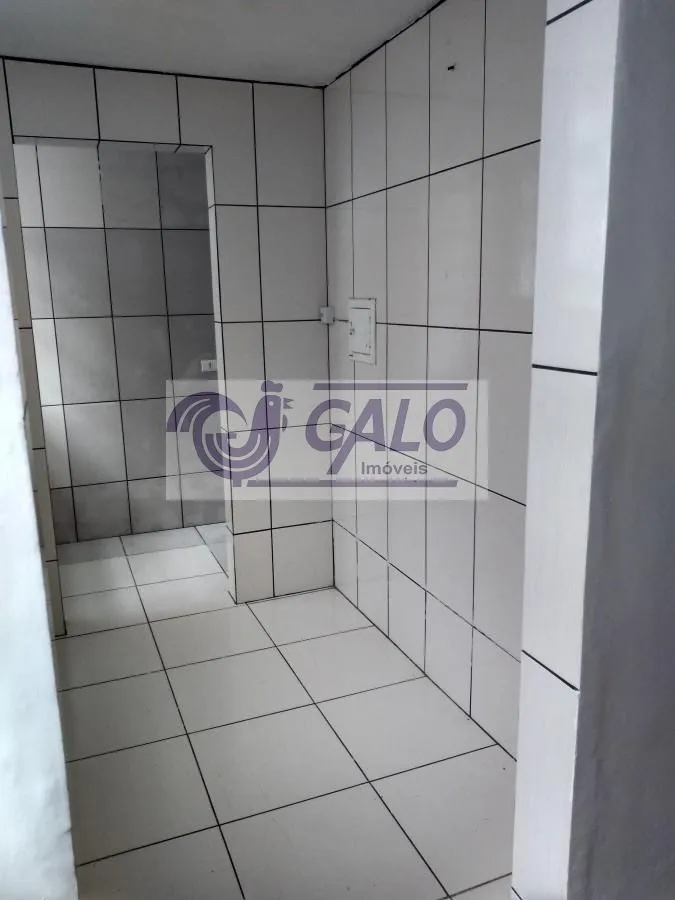Apartamento com piso de madeira ou laminado, Portão
