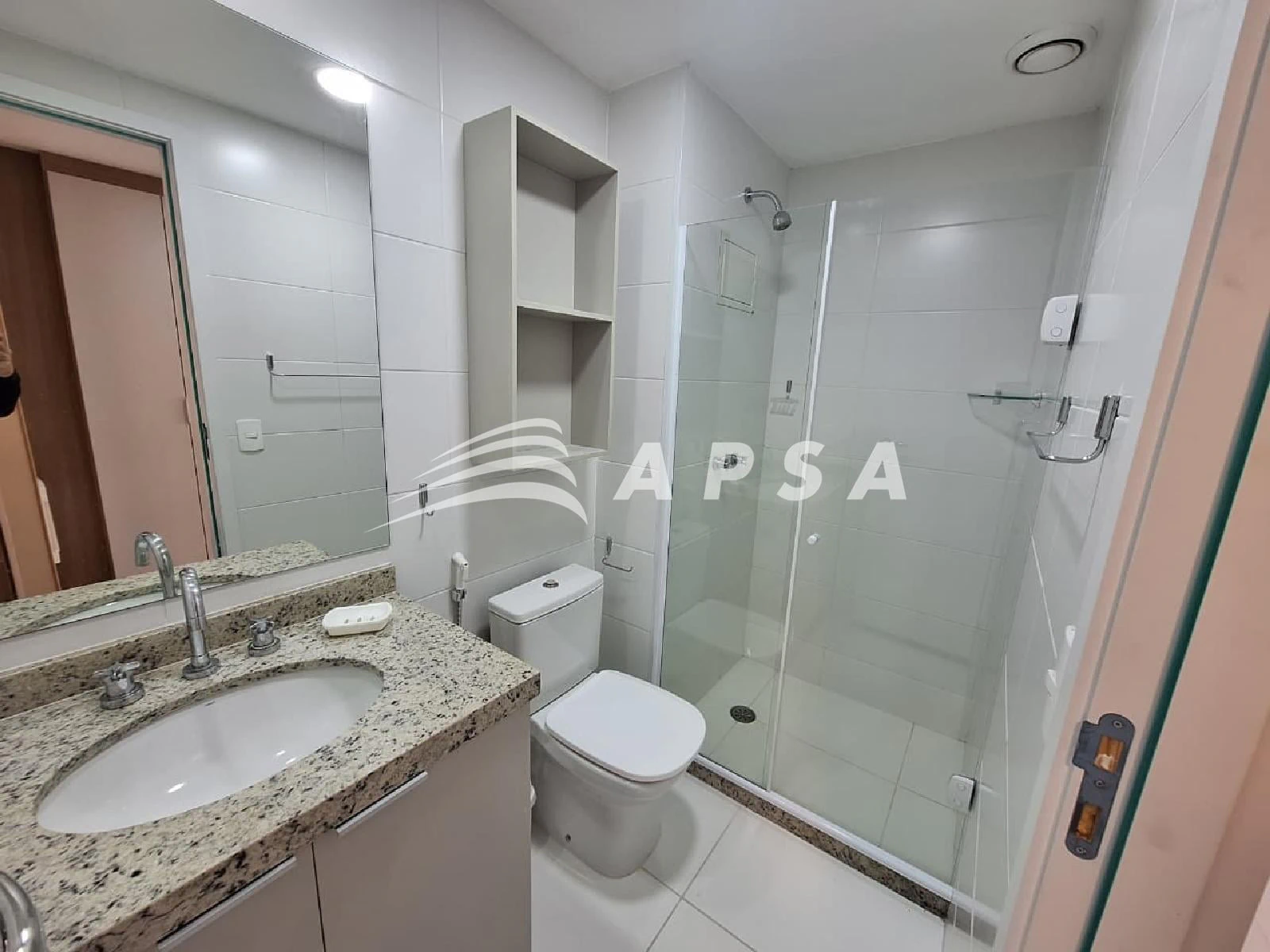 Furnished 1-bedroom apartment with open-plan kitchen 64 m² — photo 22