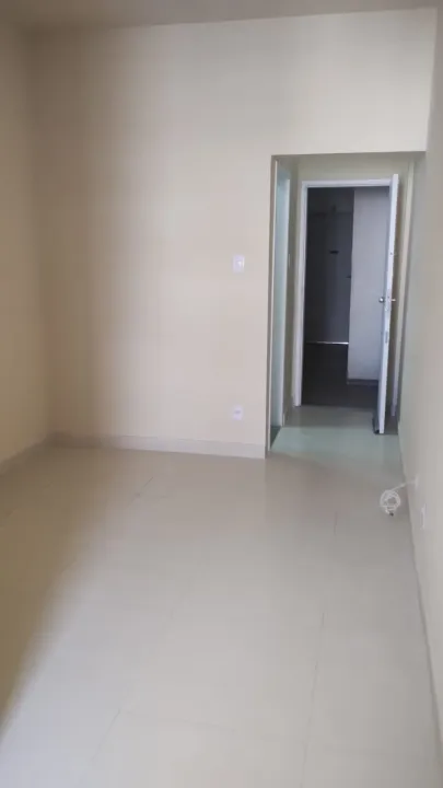 Unfurnished 1-bedroom apartment with 1 bathroom — photo 13