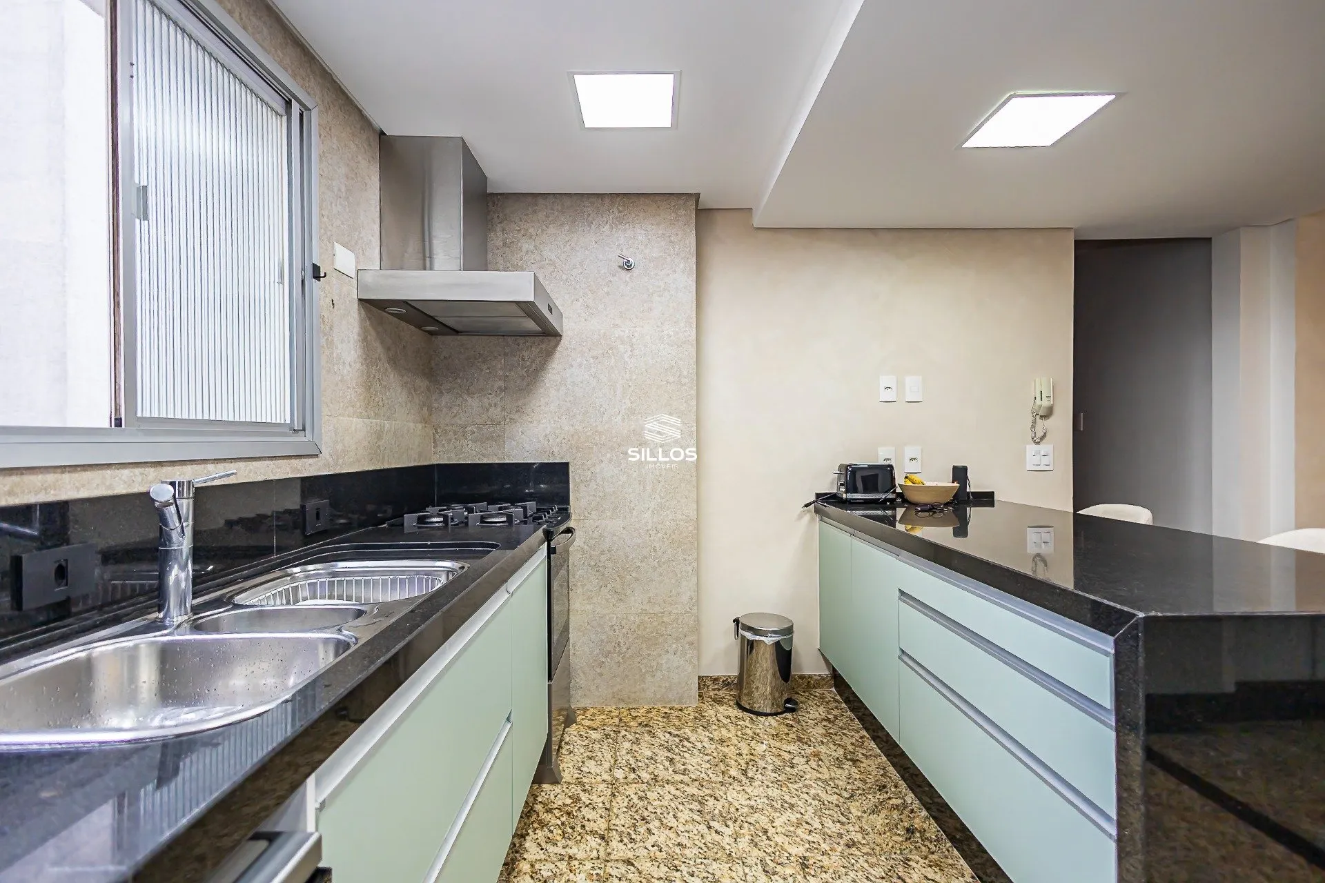 Apartamento de 241 m² con 4 dormitorios y cocina abierta — photo 10