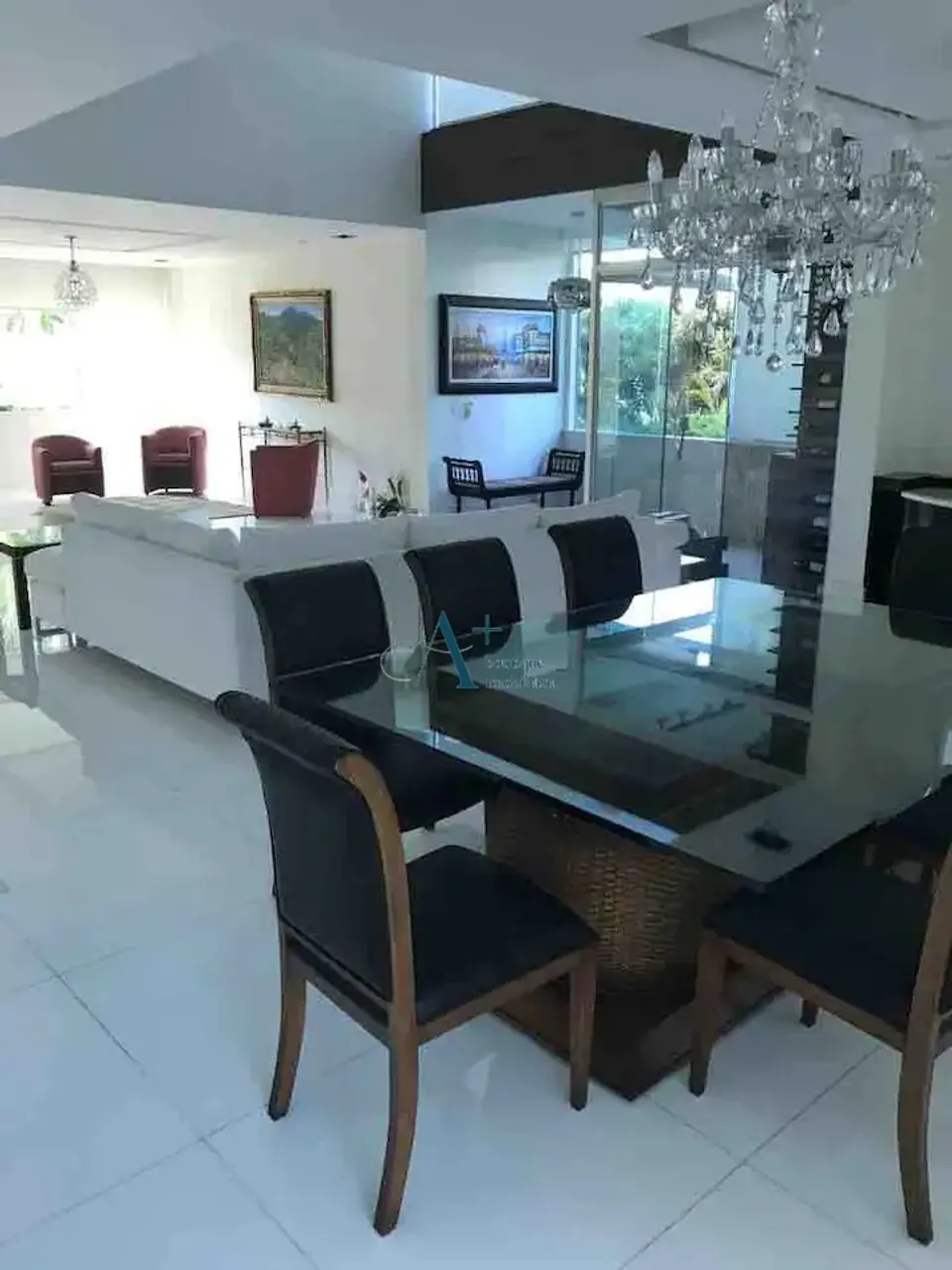 Casa mobiliada com 5 suítes e 5 banheiros — photo 18