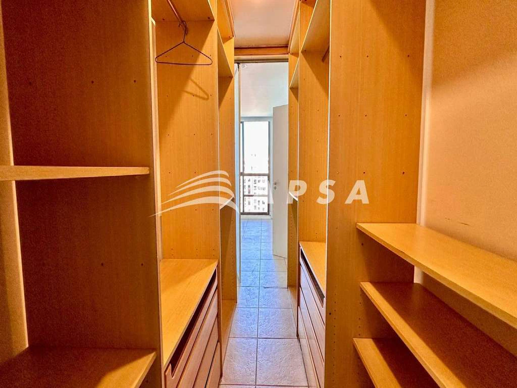 200 m² duplex with 3 en-suite bedrooms and 2 parking spots — photo 10