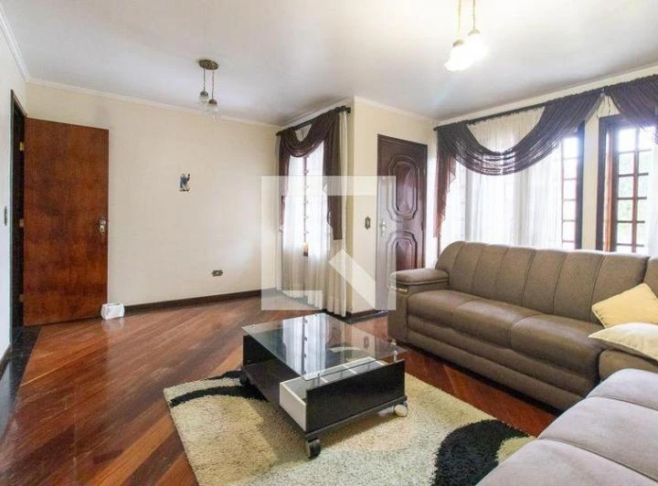 Rental house with 4 bedrooms and 287 m² — photo 6