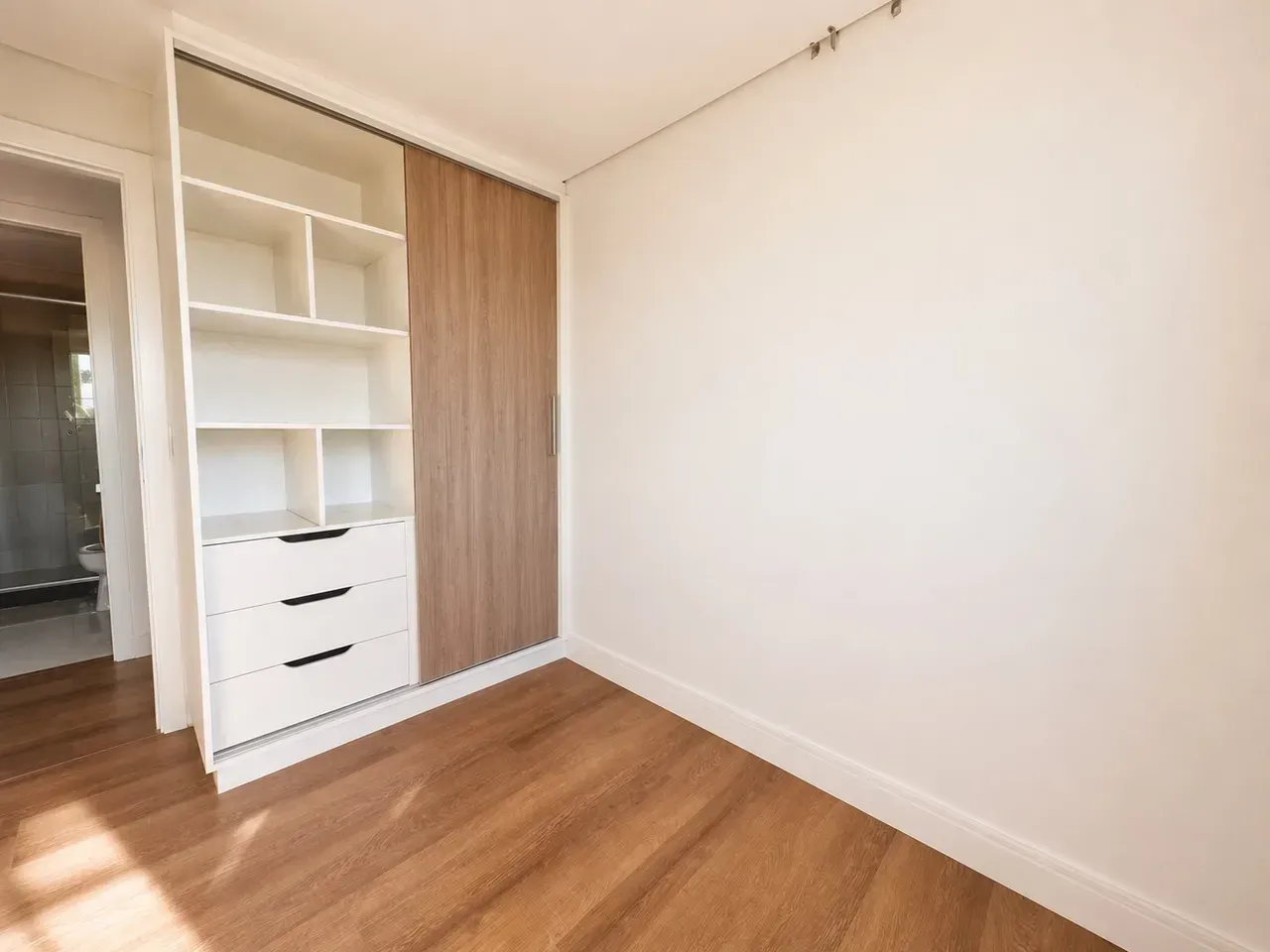 Furnished duplex with a terrace and 2 bedrooms — photo 6