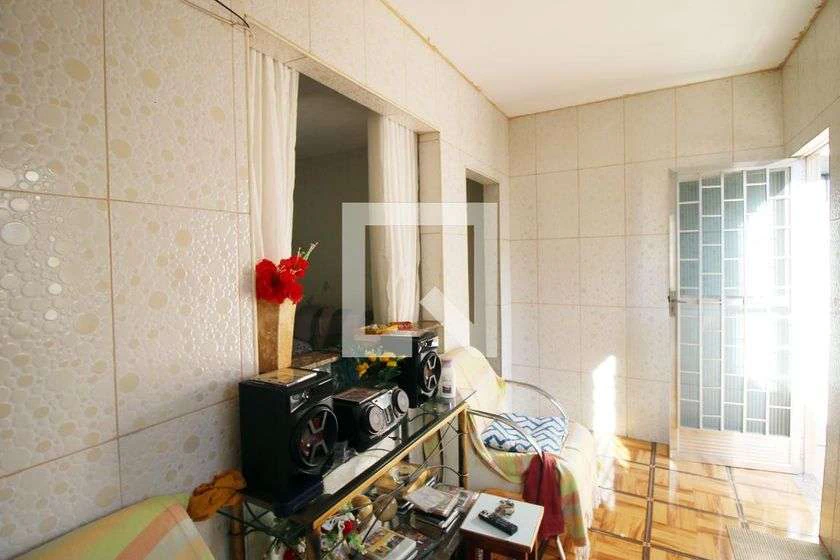 Furnished 1-bedroom house with 28 m² and a balcony