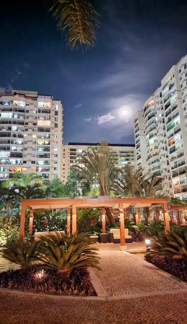 Furnished 70 m² apartment with 2 bedrooms and glass balcony — photo 18