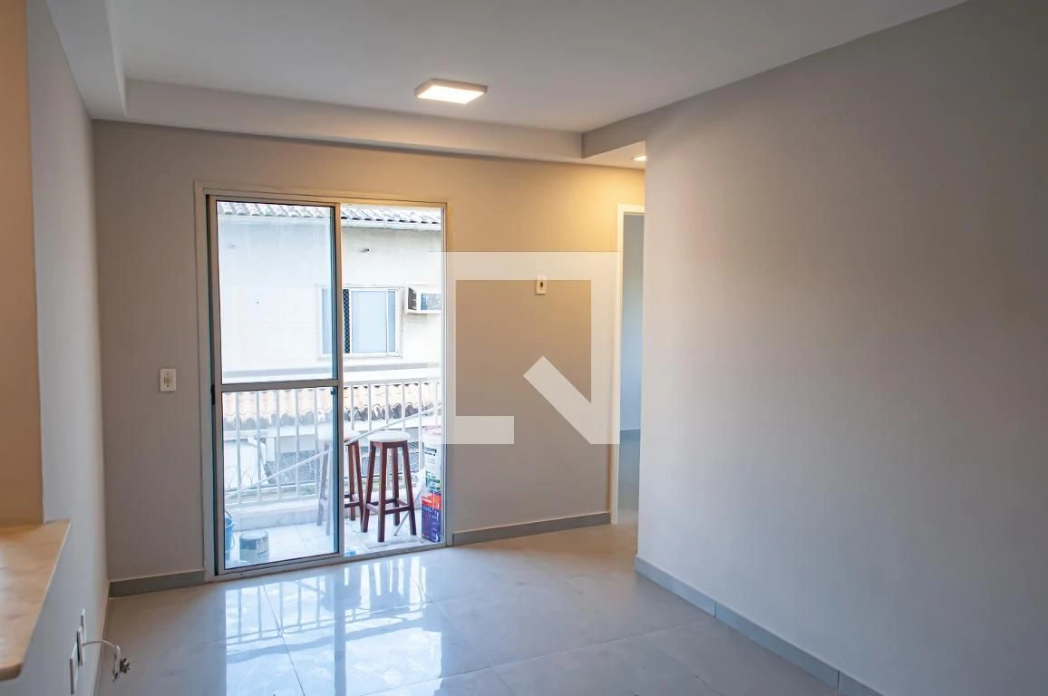 Apartamento, 52 m², com piscina privativa