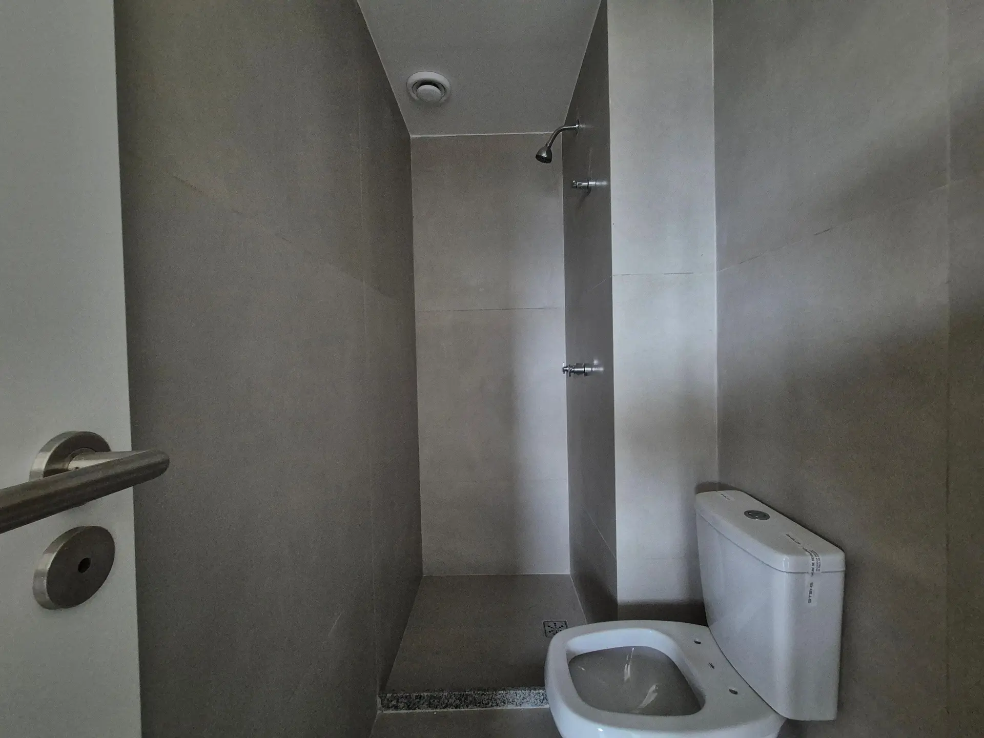 3-bedroom apartment with a mountain view — photo 30