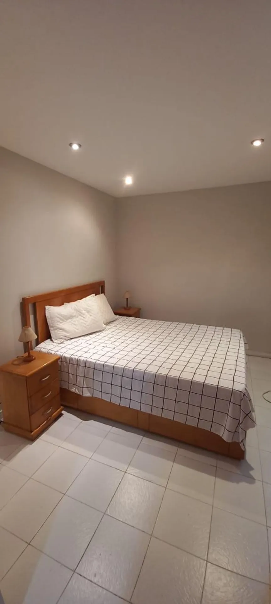 2-bedroom apartment with a washing machine — photo 2