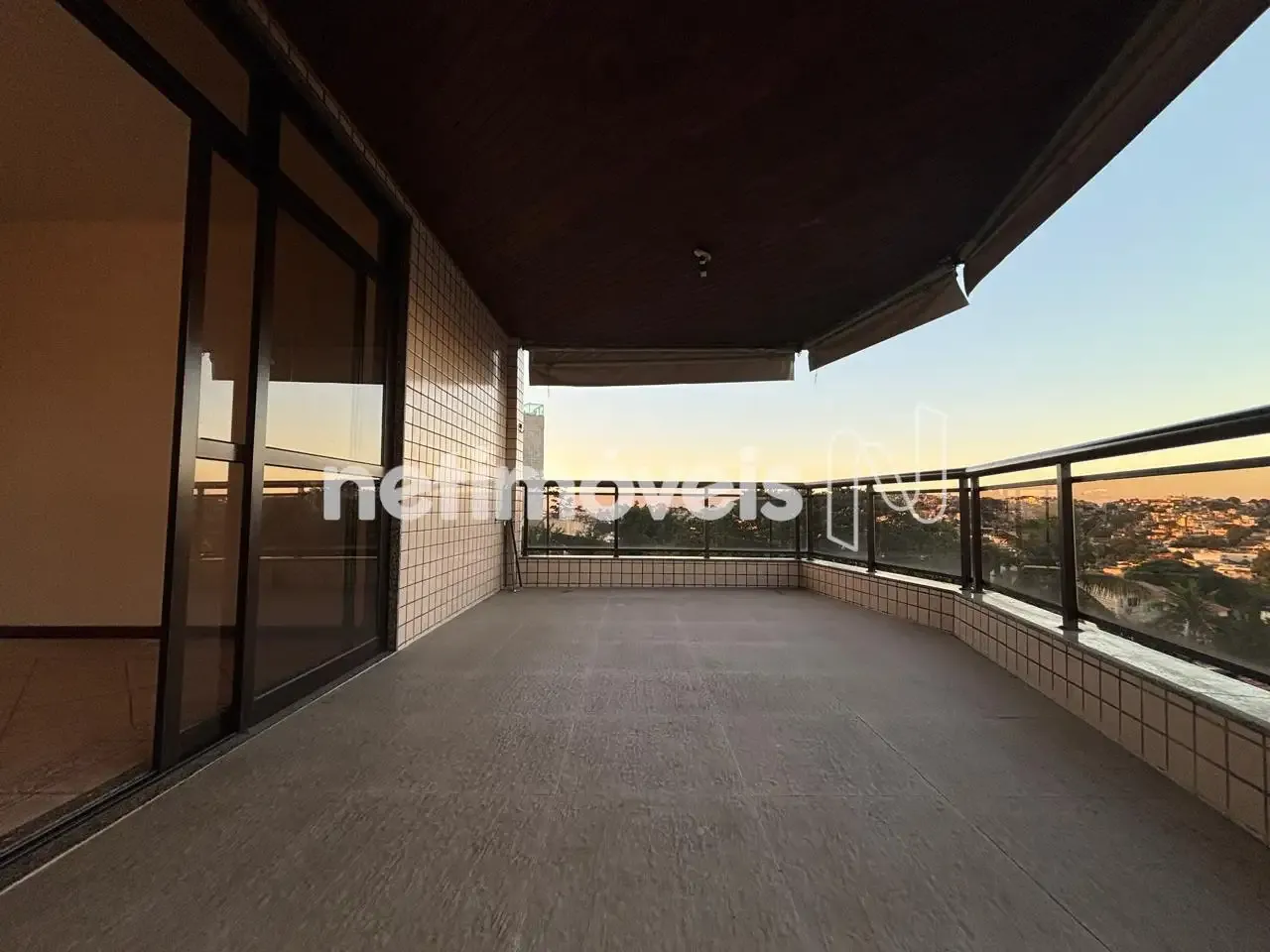 Apartamento com 3 dormitórios e varanda — photo 2
