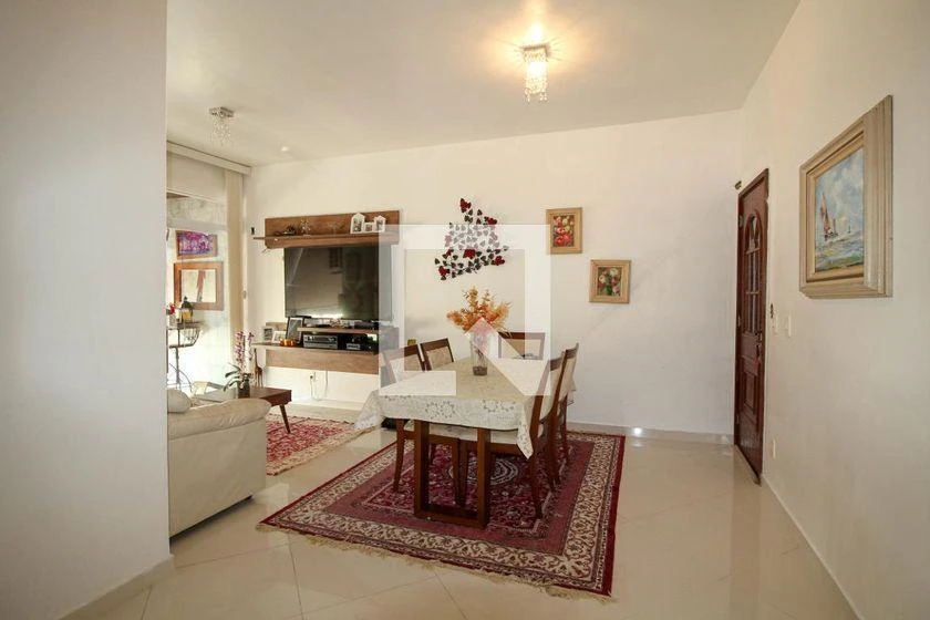 Rental apartment with 3 bedrooms and a glass balcony — photo 27