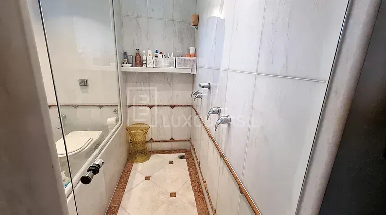 Casa com 5 dormitórios e 5 banheiros, cozinha integrada — photo 18