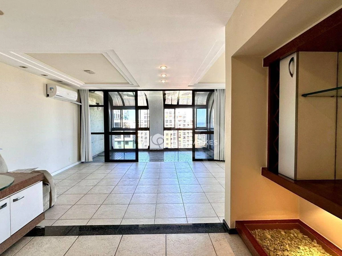 Квартира з 3 спальнями, 5 ванними кімнатами та 200 м² — photo 16