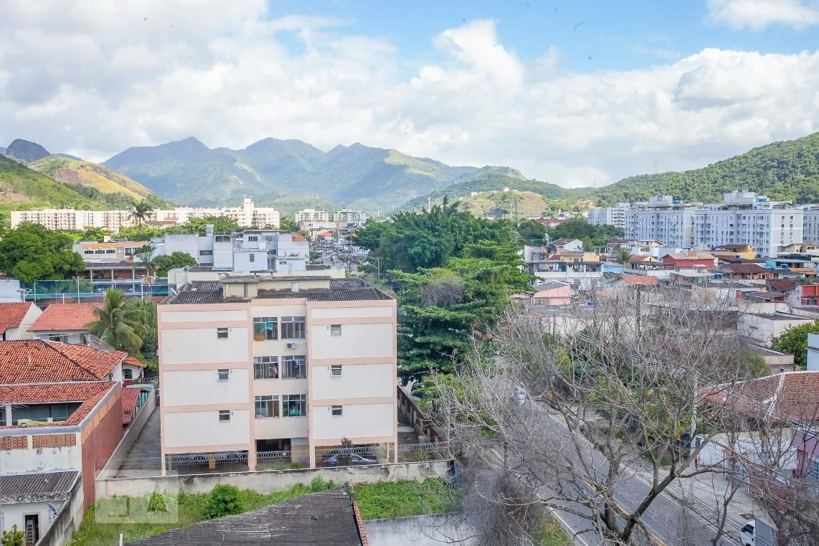 2-bedroom apartment with a mountain view in Rio de Janeiro — photo 35