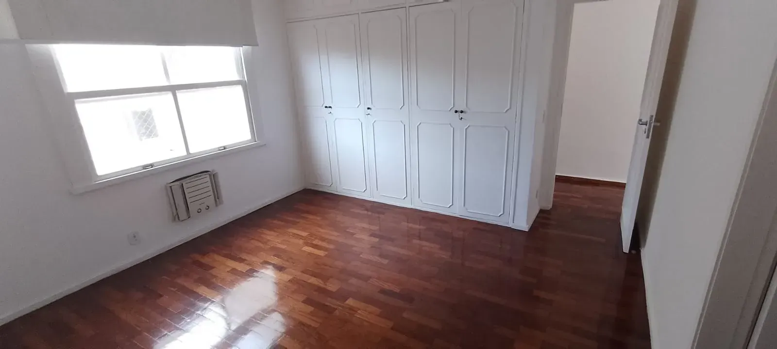 Rental penthouse with 377 m², 4 bedrooms — photo 34
