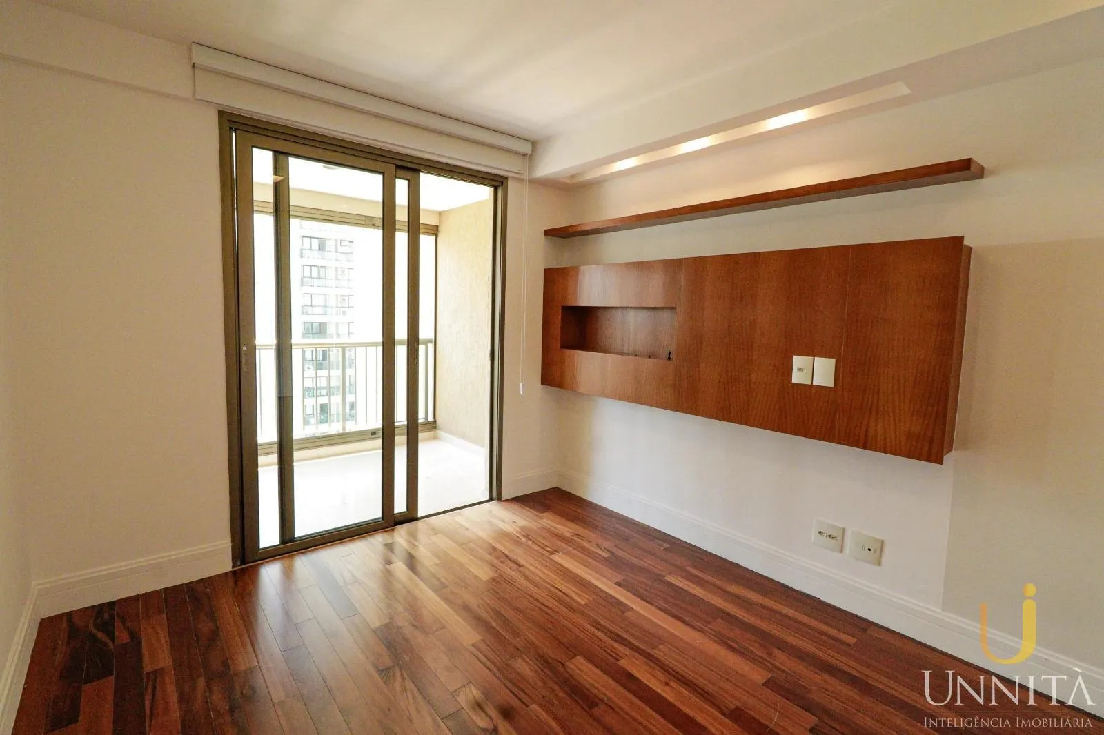 Вид на воду та 5 спалень: квартира 278 м² — photo 18