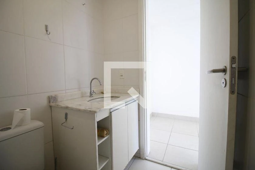 Home office in a 3-bedroom apartment, 74 m² — photo 33