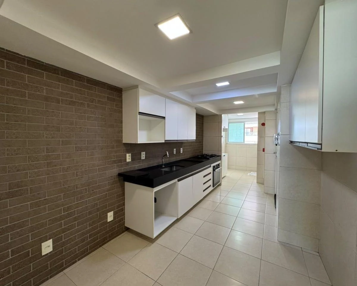 142 m² apartment with a water view and a home office — photo 15