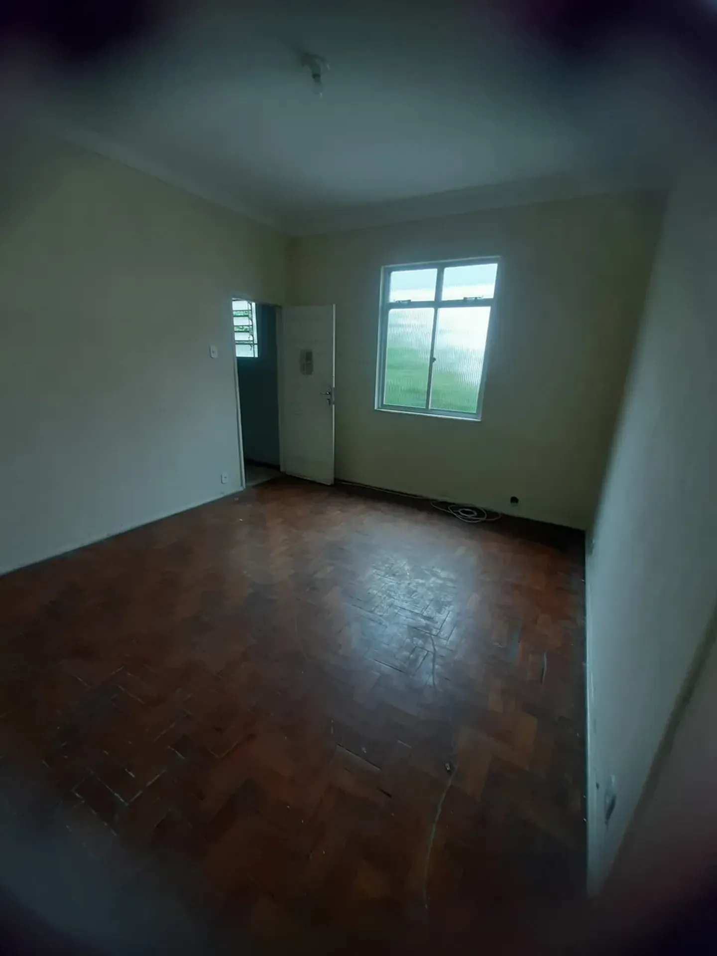 46 m² 2-bedroom apartment on the 2nd floor with no parking