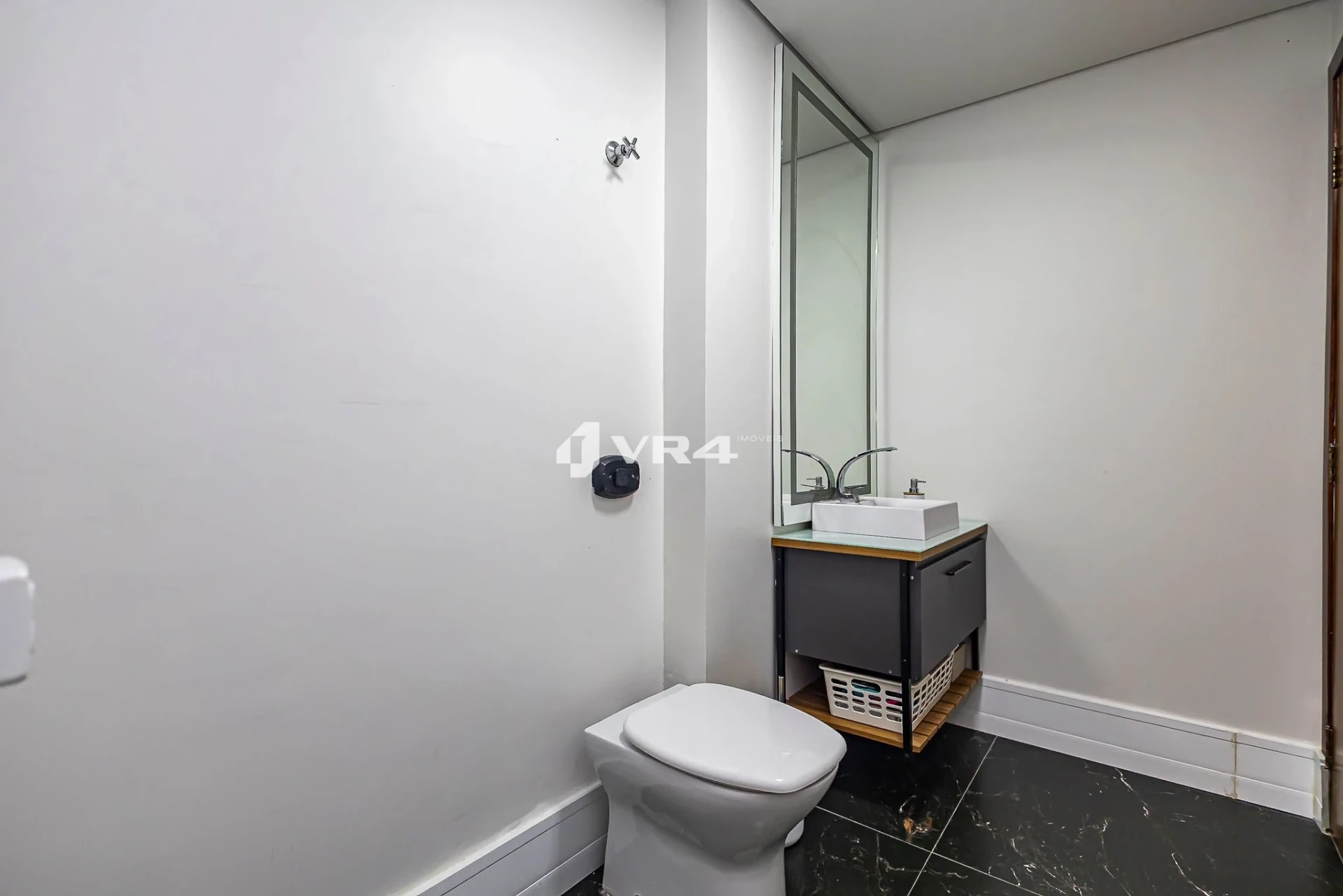 Furnished apartment, 54 m², with a home office — photo 19