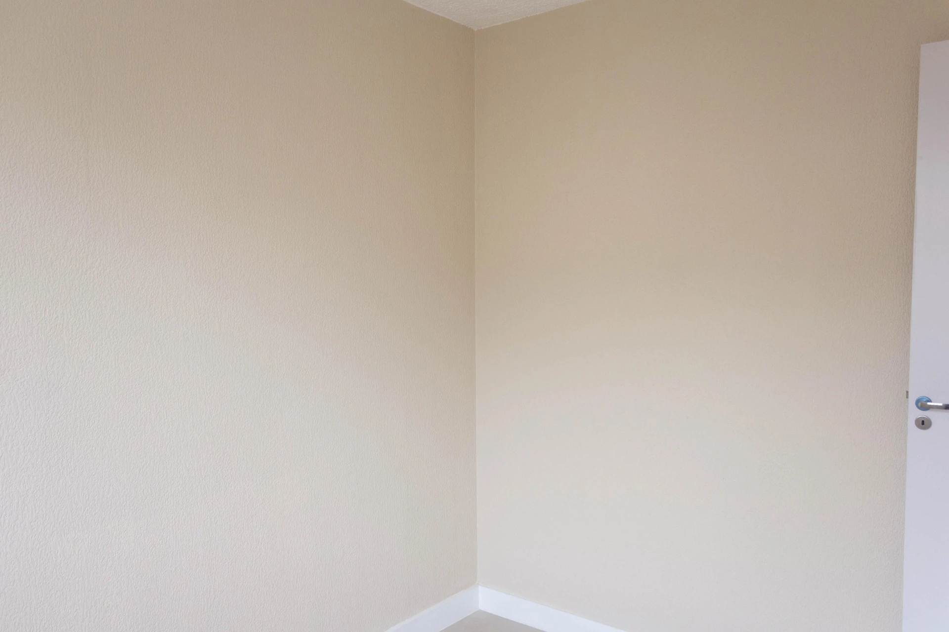 2-bedroom apartment in a building with a gym — photo 25