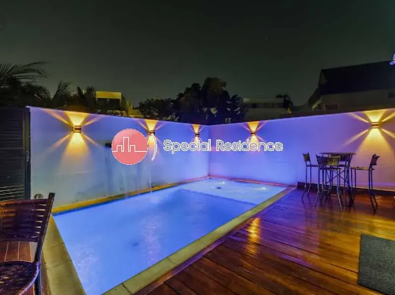 Furnished triplex house with 3 bedrooms and 5 bathrooms — photo 4