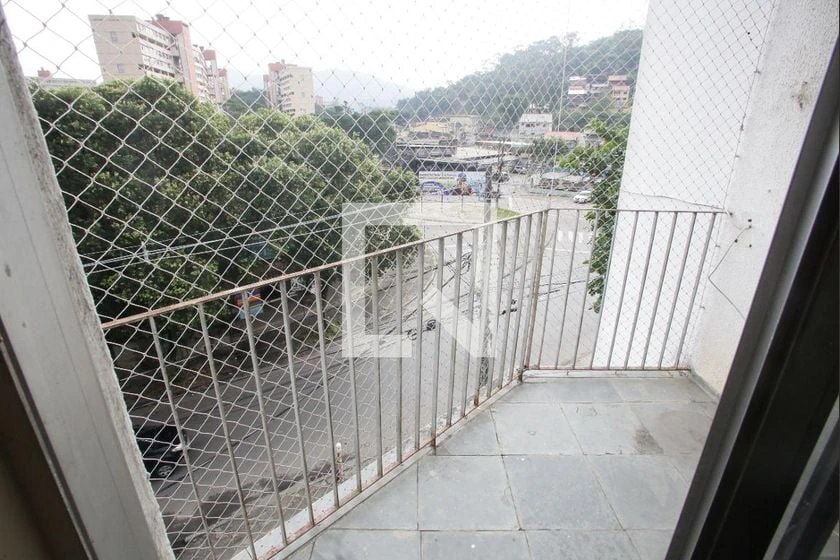 2-bedroom rental apartment with balcony — photo 4