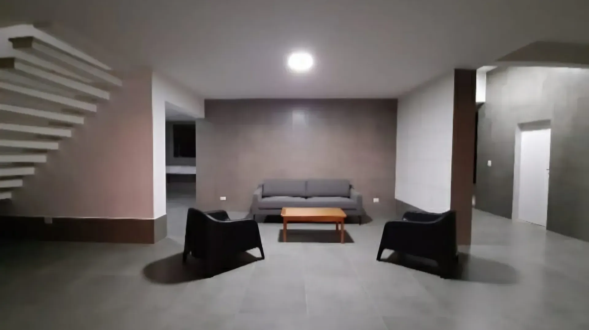 Будинок 1600 м² з 16 спальнями з власною ванною — photo 16