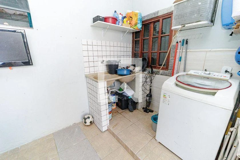 Washing machine in a 2-bedroom house, 148 m² — photo 27