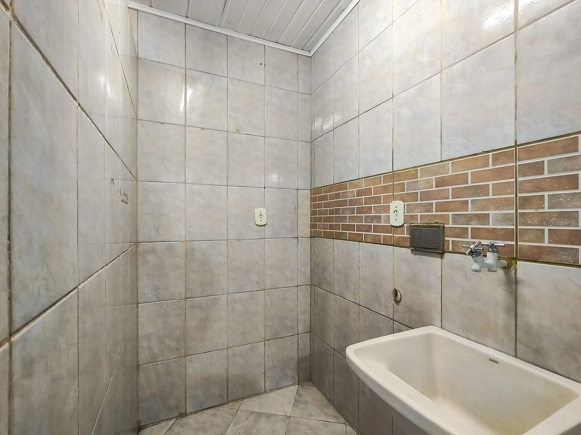 Орендна квартира з 2 спальнями та окремою кухнею — photo 40
