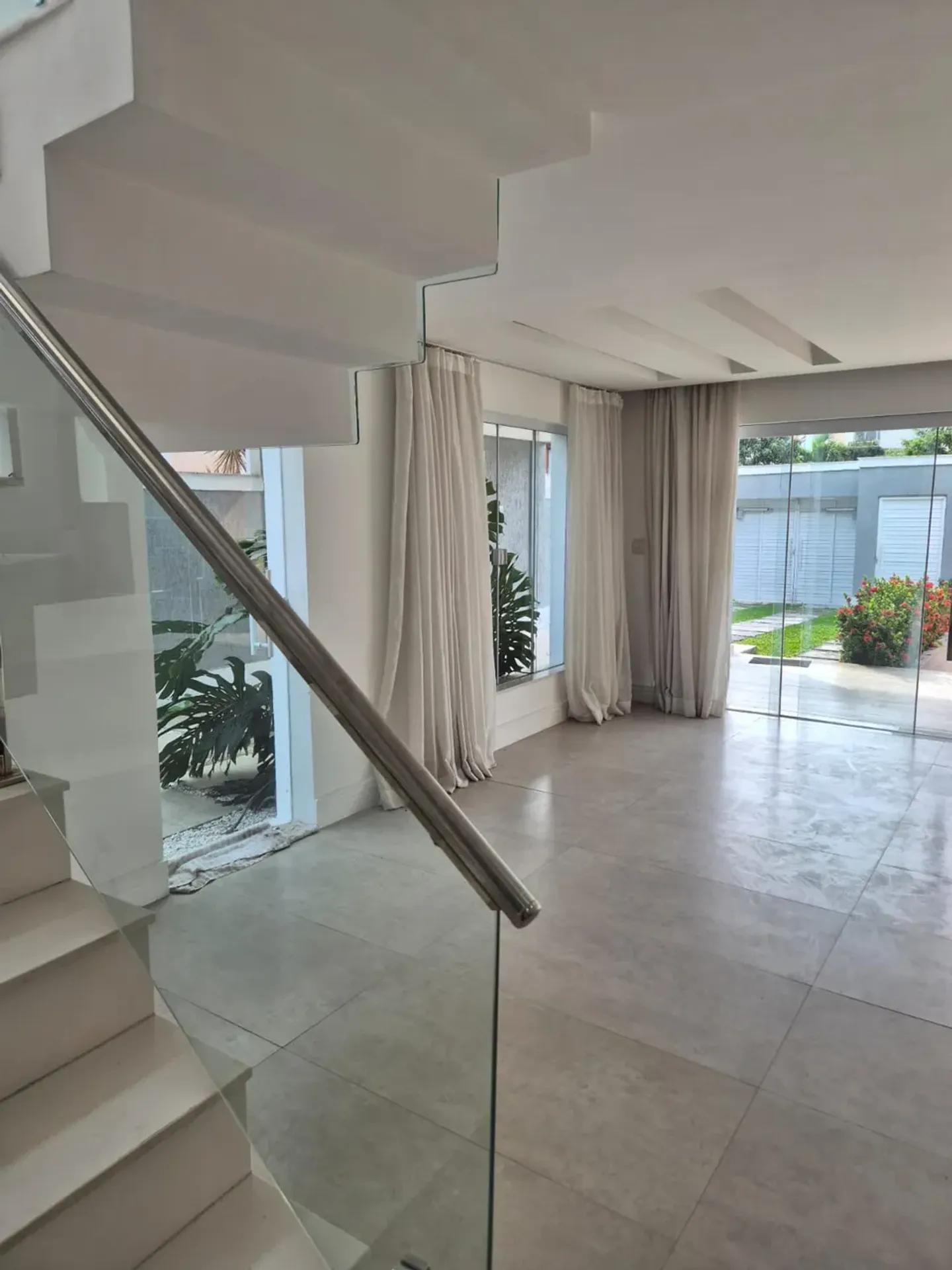 Casa para alugar com 5 quartos e piscina ao ar livre — photo 10