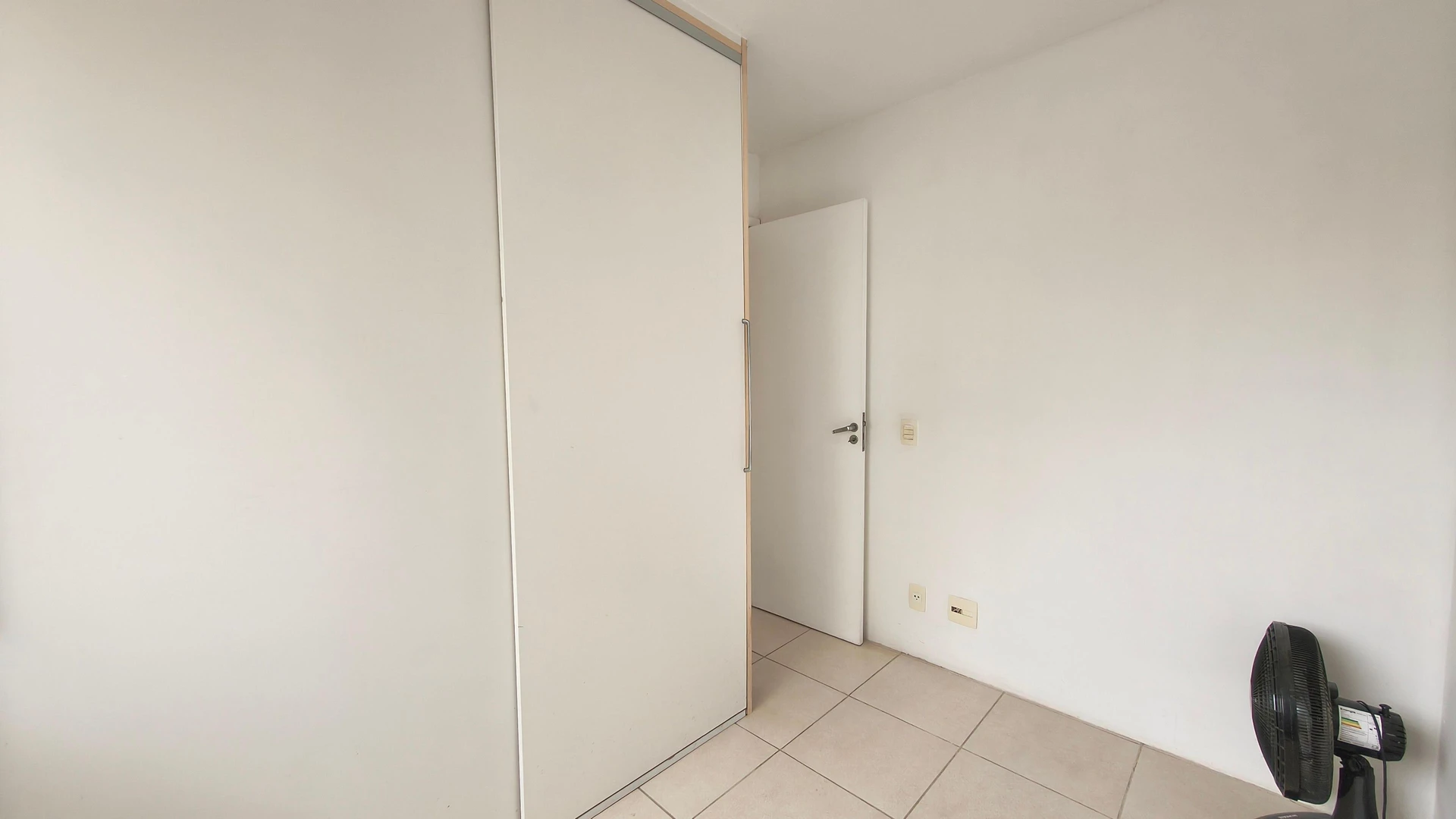 Квартира 91 м² з пральною машиною та видом на гори — photo 12