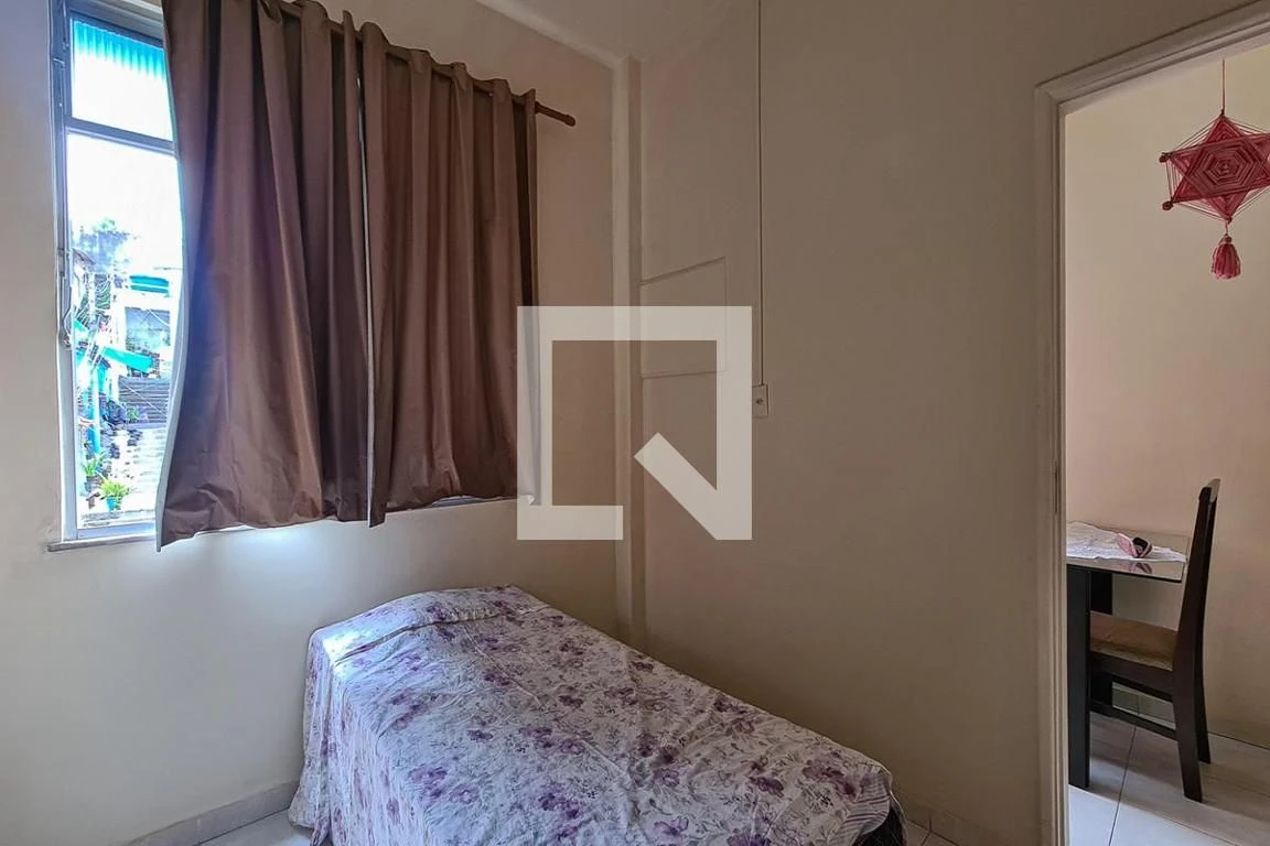 Apartamento amueblado con 2 dormitorios y 2 baños — photo 7