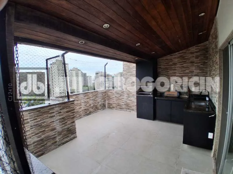 3-bedroom apartment with private balcony and BBQ — photo 34